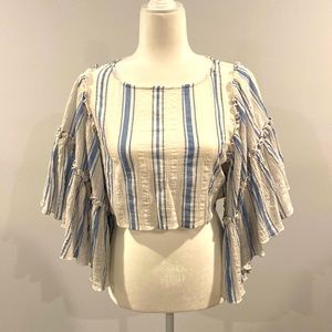 ☀️ Kimchi Blue Flutter Sleeve Crop Top